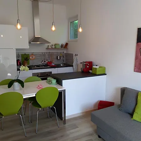 A Due Passi Dal Lago.. Apartman